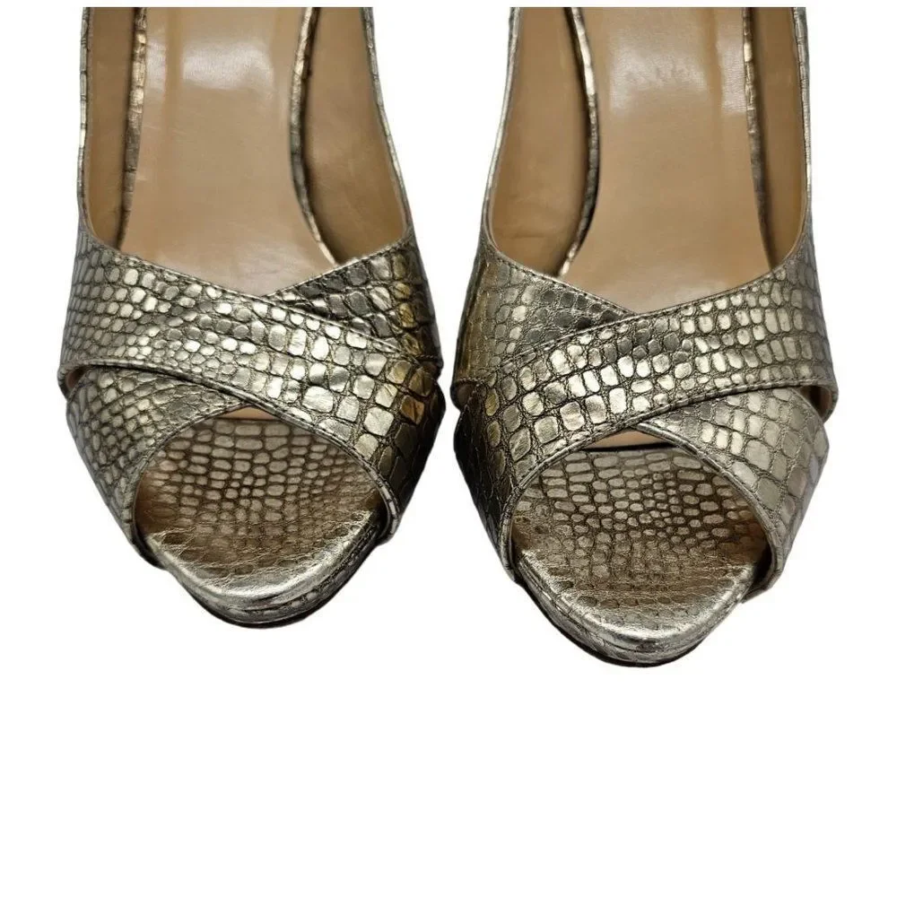 Kate Spade Gold animal embossed print leather peep toe heels Size 8